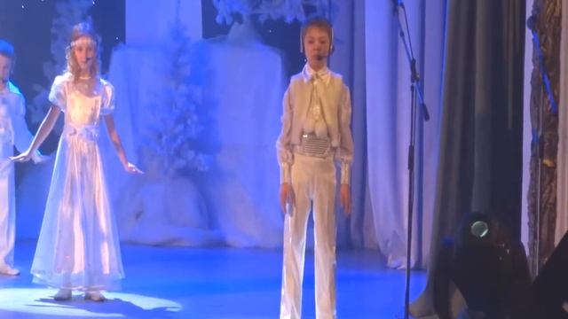 Радонежские колокольчики младшая группа. Фестиваль "Від Різдва до Різдва 2015. смотреть онлайн
