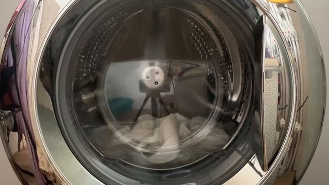 Стирка рубашки и футболки на LG: Деликатная 20 800об/мин смотреть онлайн