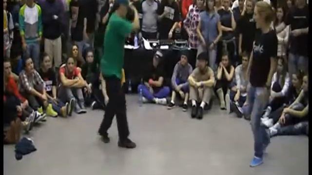 Хип Хоп Артём vs Песок смотреть онлайн