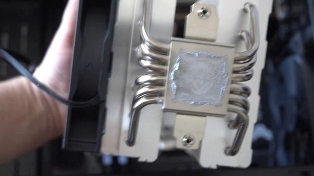 Охлаждение для Ryzen 7 9700X: тест пяти кулеров и ни одной во