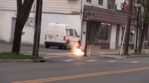 Удар в 10 Тысяч Вольт! Случаи Когда Электричество Выходит Из-Под Контроля Снятые на Камеру!