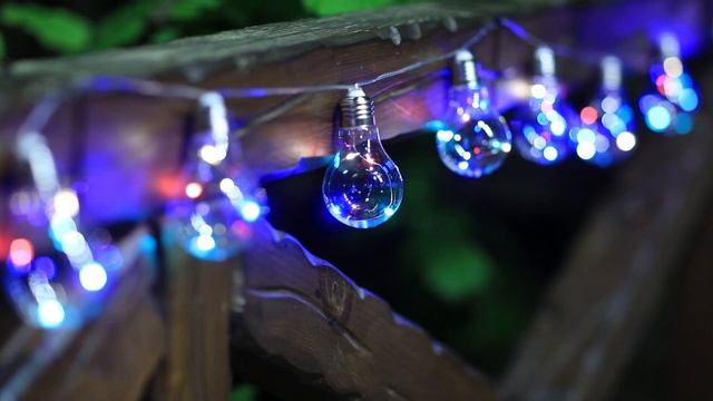 UL 00003332 USL S 126 PT4000 BULBS Садовая гирлянда  на солнечной бат?