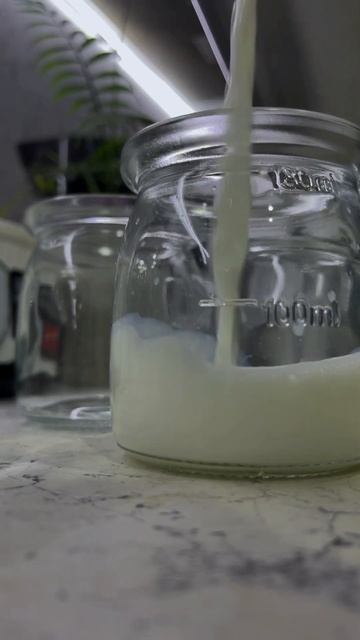 Обзавелась она йогуртницей, и больше не покупает — ни смотреть онлайн