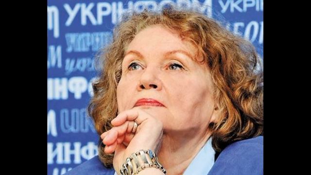 Як холодно Акація цвіте Ліна Костенко читає Ксенія Яр? смотреть онлайн