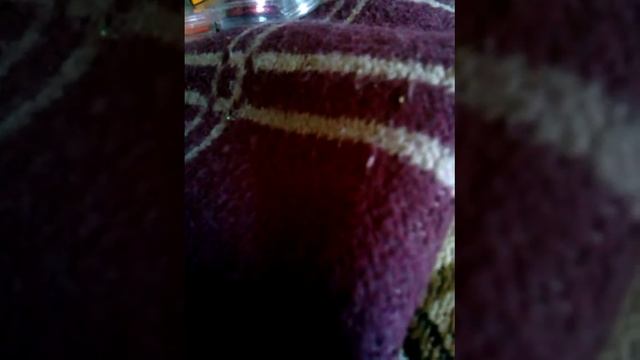 У бабушки в гостях!! Не очень люблю быть у бабушек!! смотреть онлайн