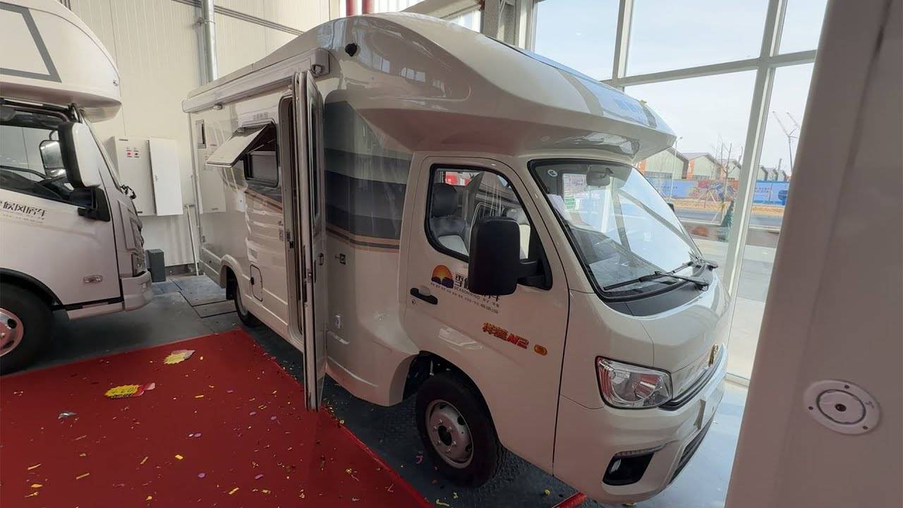 Новый автодом за 2 500 000 р. Самый дешевый в мире. Настоящий. На 4 спальных места. Синчжэ Цзюй 170 смотреть онлайн