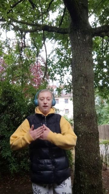 Я подарю вам Ландыши, Dam ci konwalię, Ich gebe dir Maiglöckchen смотреть онлайн
