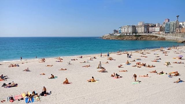 Океан и пляж в Ла-Корунье. Куда поехать на море в Испан? смотреть онлайн