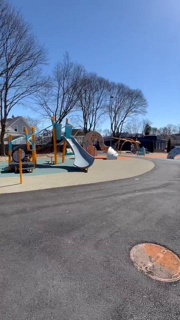 Прекрасный солнечный день! #massachussets #boston #детскаяплоща? смотреть онлайн