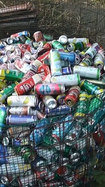 БОМЖ БИЗНЕС НА АЛЮМИНИЕВЫХ БАНКАХ смотреть онлайн