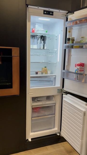 Встраиваемый холодильник смотреть онлайн