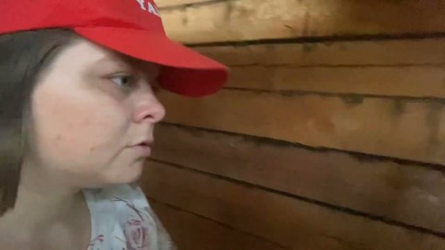 Красим стены,пилим доски,никуда не спешим🙌 смотреть онлайн