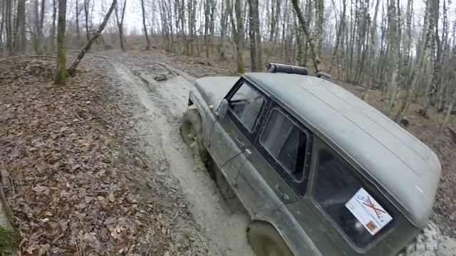 Уаз на тракторной резине по дорогам кавказа