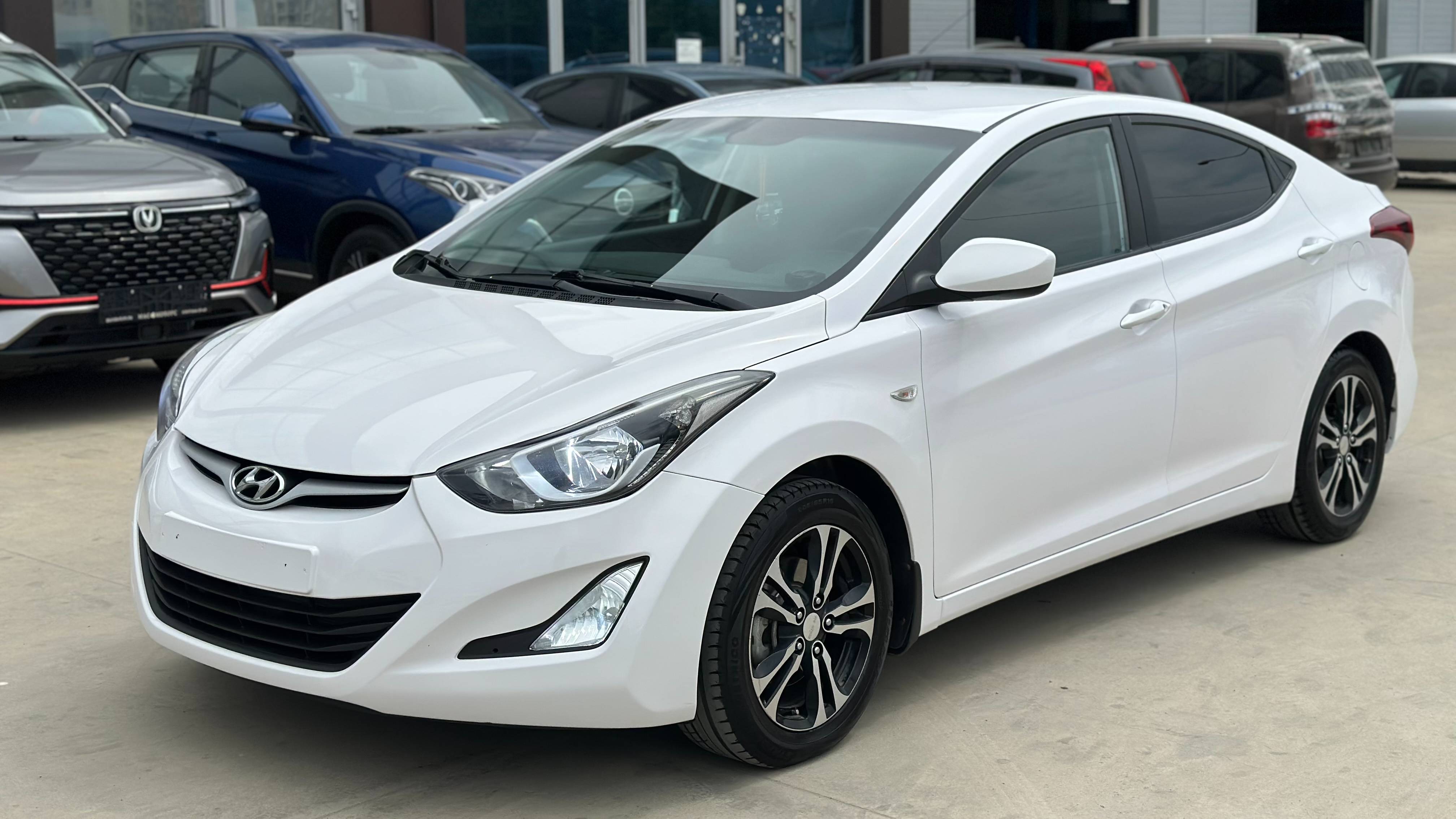 Hyundai Elantra 2014