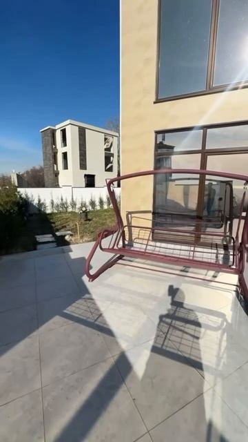 Купить дом с роскошным видом и бассейном! смотреть онлайн