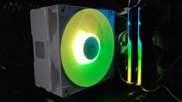 Вентиляторы кулера DEEPCOOL AG400 DIGITAL WH ARGB скорость вращени? смотреть онлайн