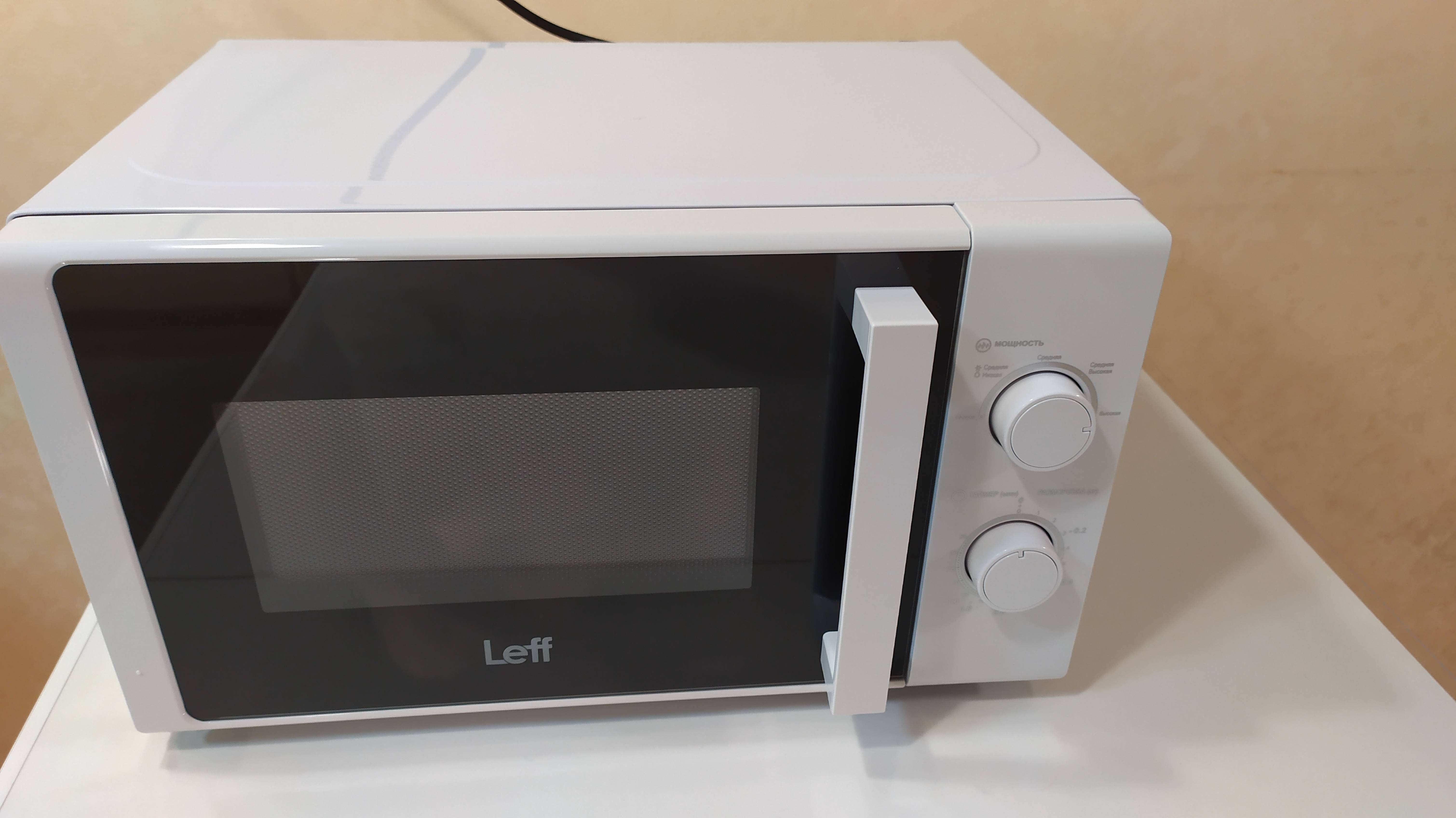 Видеообзор микроволновой печи Leff 20MM723W смотреть онлайн