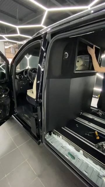 🫣РАЗБИРАЕМ МАЙБАХ ДО ВИНТИКА😁 #шумоизоляция #mercedes #ma смотреть онлайн