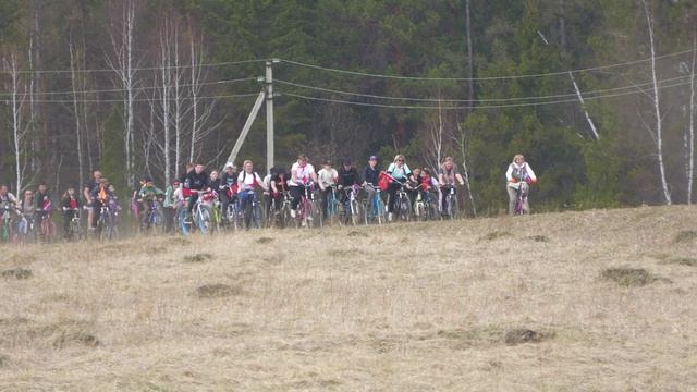 В селе Гадалей провели велопробег, посвящённый юбилею Победы смотреть онлайн