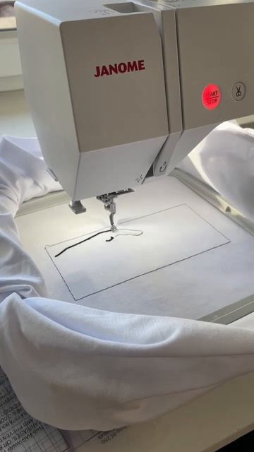 #вышивка #вышивканаодежде #вышивканазаказ #лапа #дизай смотреть онлайн