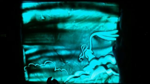 Выступление артистов на праздниках - песочное шоу.