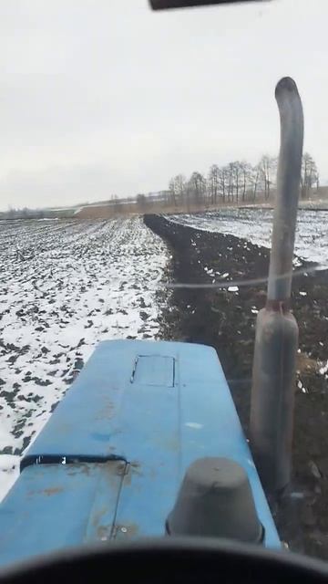 Плуг UNLU+МТЗ 80 смотреть онлайн