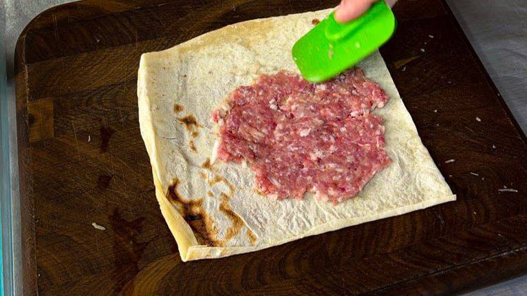 Беру обычный ФАРШ и ЛАВАШ, а получается такая ВКУСНЯТИНА! Очень вкусный обед или смотреть онлайн