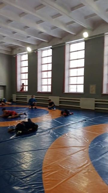 Будущее чемпионы ОИ #борец #спорт #борьба #юфс #больная? смотреть онлайн