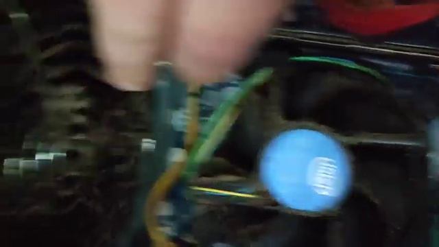 Жир в системном блоке компьютера смотреть онлайн