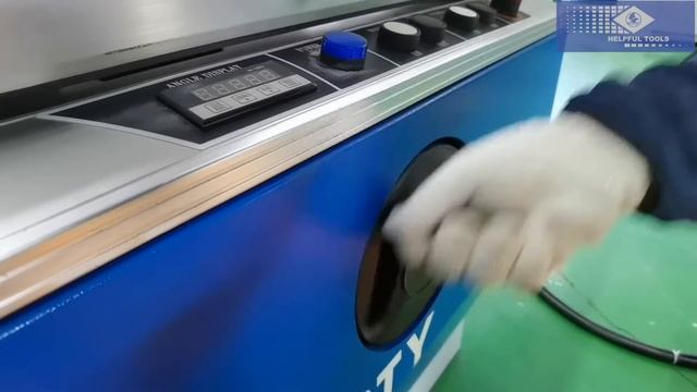 WEIHAI HELPFUL WOODWORKING MACHINE HA32TY Panel saw 45°/HA32TY Форматно-раскроечн смотреть онлайн