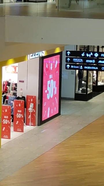 Italiya, saldi 50-70 percento??? Италия, скидки до 70 процентов 🤑🥳🤑 смотреть онлайн
