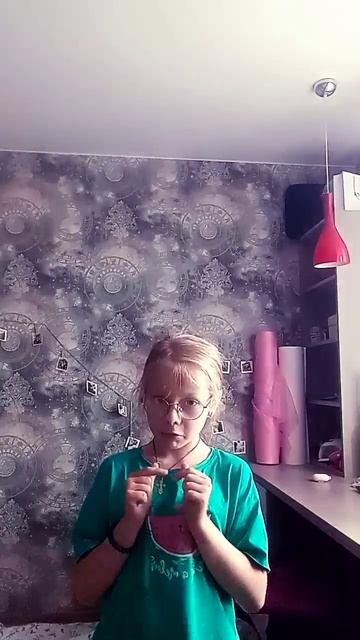 иду с мамой с папой в бассейн мой из школы номер 25 смотреть онлайн