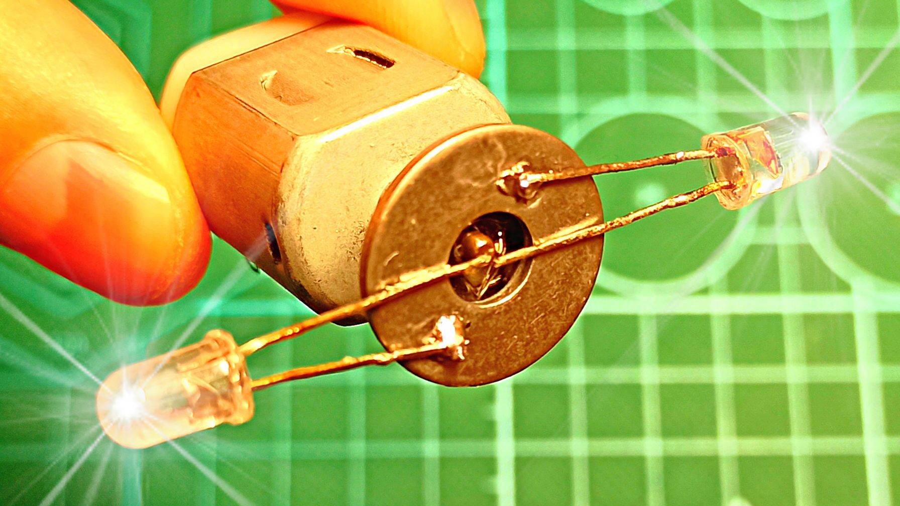 Классная самоделка для развлечения, которую захочешь повторить смотреть онлайн