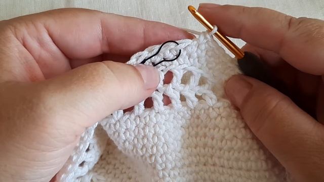 Ручка крючком из цепочки воздушных петель (начало вязания) смотреть онлайн