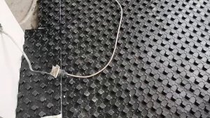 Маты тёплых полов с бобышками. Их основные плюсы и минусы