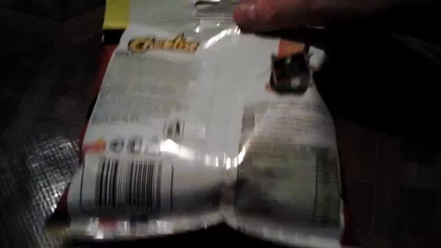 Чипсы Cheetos с кетчупом смотреть онлайн