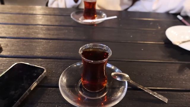 мой выходной день в Дубае и командировка в Цюрих | теннис, новые часы и бешбармак для иностранцев смотреть онлайн