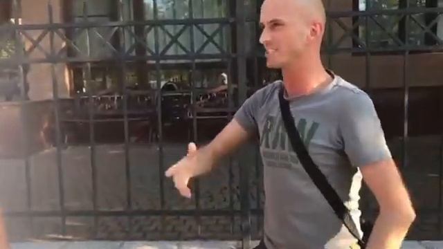 18+. ПРИКОЛ. Обычный день Геннадия Ваучера. смотреть онлайн
