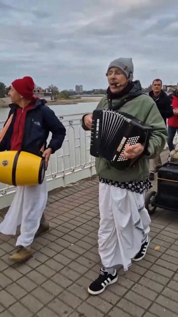 #песнидлядуши #песня #краснодар #харекришна #счастье #с смотреть онлайн