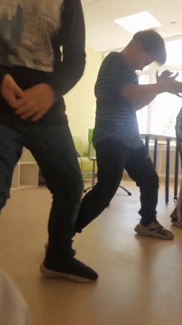 Урок музыки в моей школе (и это реально моя школа) #п? смотреть онлайн