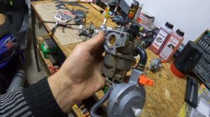 Газ на бензогенератор з врізкою у рідний карбюратор.Т?