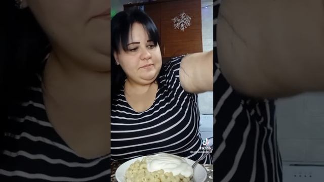 МУКБАНГ аппетитно ем макароны с майонезом #едаятебялю смотреть онлайн
