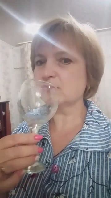 ЕШЬ .ПЕЙ. ЦЕЛУЙСЯ. ОНА ОСТАНЕТСЯ С ТОБОЙ. заказать https://w смотреть онлайн