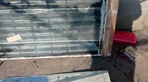 Воздушный солнечный коллектор из пивных банок для ото