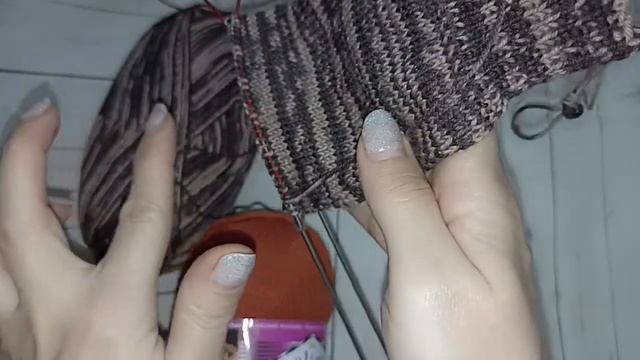 одна готовая работа 🧦и два новых процесса 🧶😊 смотреть онлайн