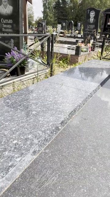 БОЛЬШОЙ памятник из Блю Перл всего за 1,5 млн рублей! смотреть онлайн