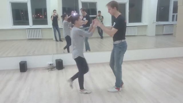Сальса связка - средняя группа - январь #1 - быстрый темп смотреть онлайн
