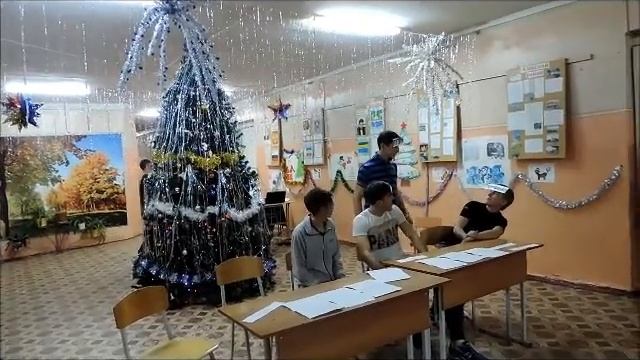 Новый год в 7- 11 классах смотреть онлайн