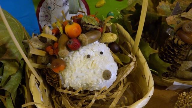 Выставка "ОСЕННИЕ ФАНТАЗИИ" в Школе №2107 смотреть онлайн