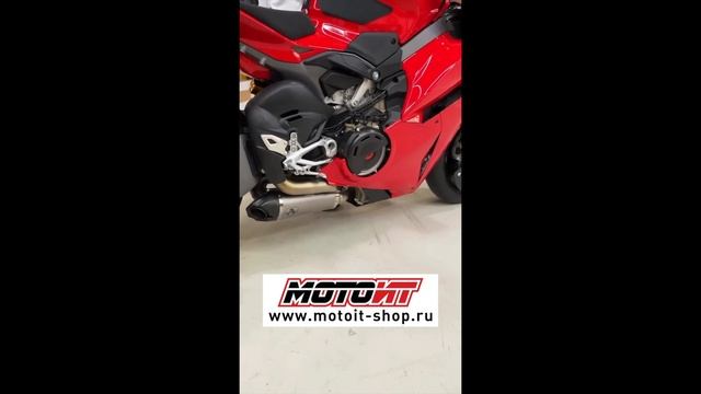 Ducati Panigale V4 2025 с комплектом Arrow